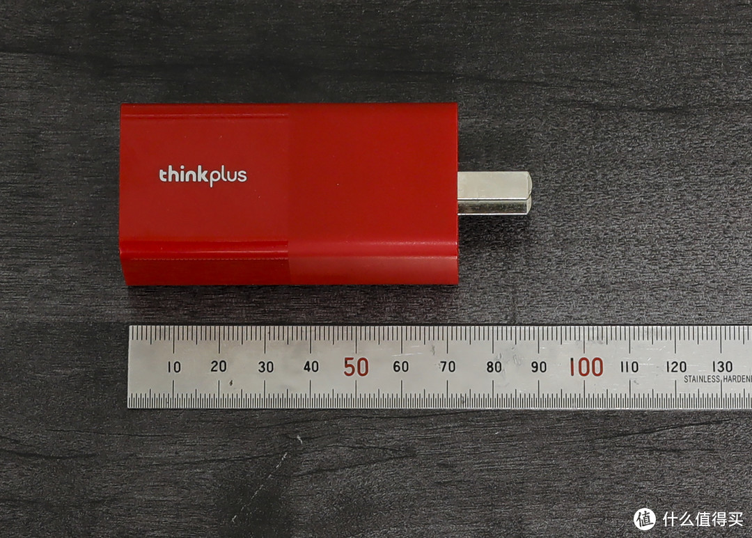 ThinkPlus口红电源，50W随身充。