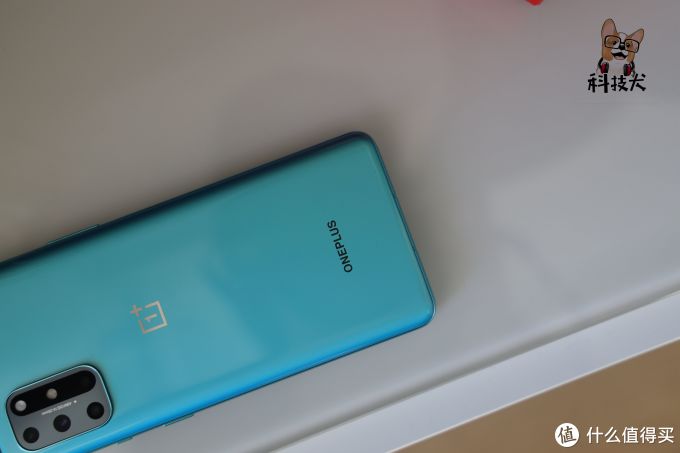 售价差不多opporeno5pro对比一加8t咋选