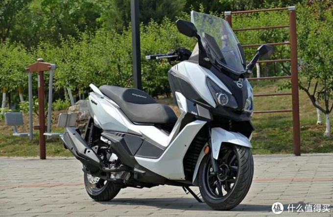 本田佛沙nss350 以及其他热门 大绵羊踏板摩托车