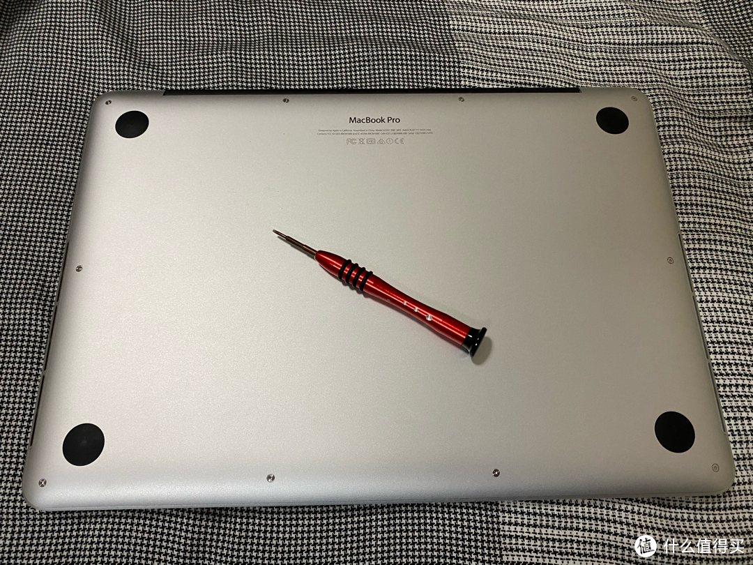 更换转接卡解决Macbook Pro硬盘扩容后睡死的问题