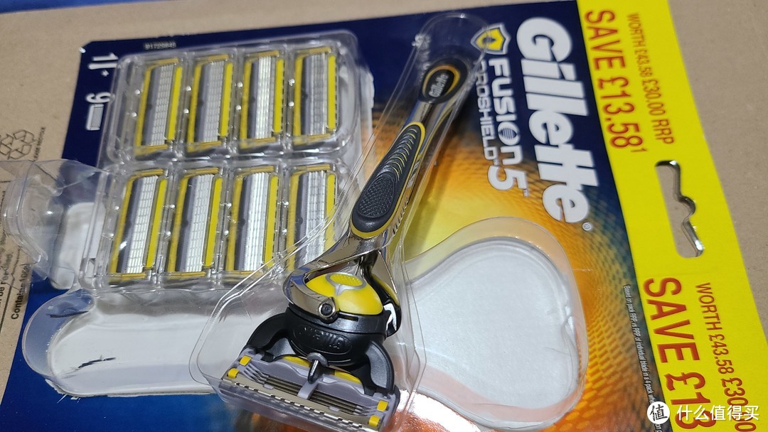 男人对自己最后的温柔：Gillette 锋隐致护 手动刮胡刀