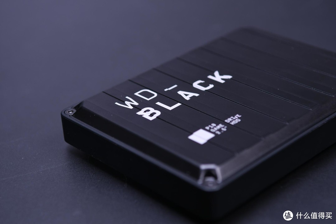 游戏玩家的福音 上手西数WD_BLACK P10 4TB游戏移动硬盘