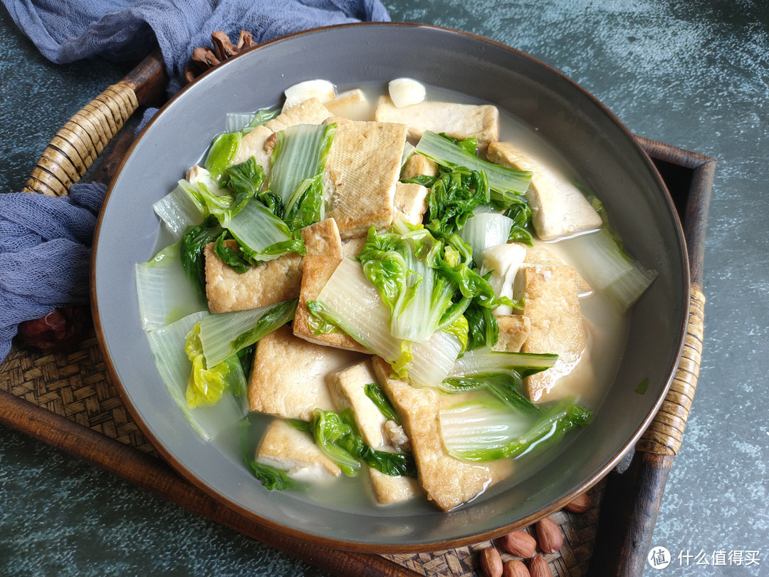 豆腐和它是绝配，这样做汤鲜味美营养高，不吃就亏了