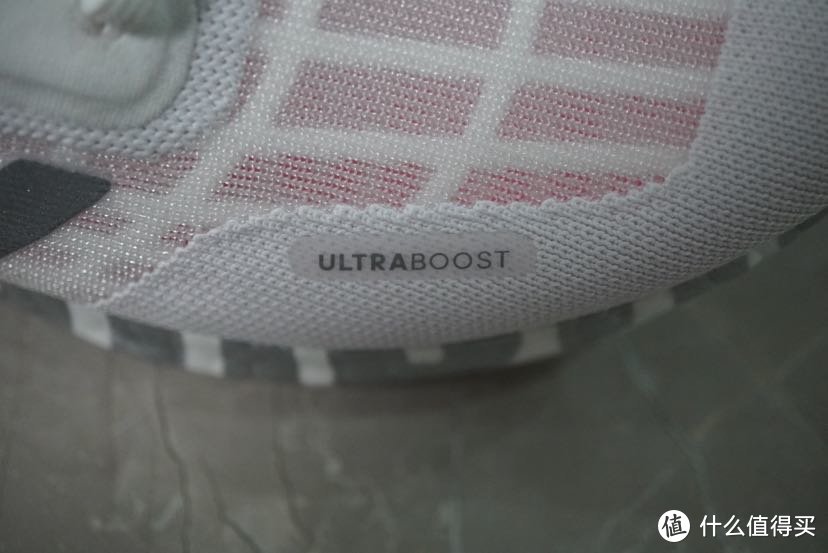 贝克汉姆联名Ultra Boost开箱