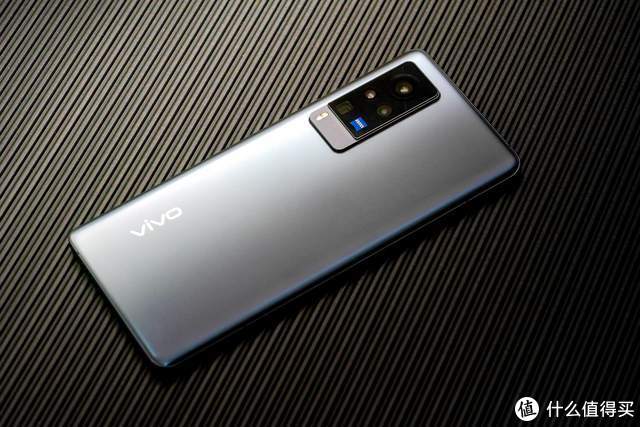 鏡頭的信仰:首款蔡司藍標鏡頭vivo x60 pro開箱上手_安卓手機_什麼