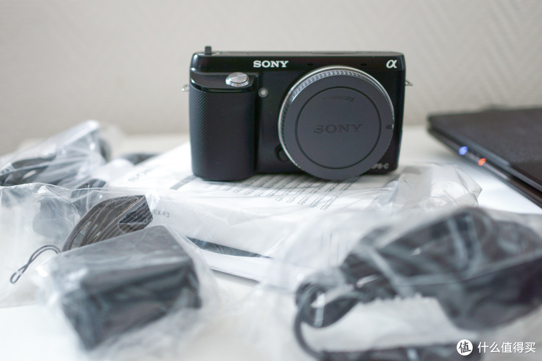 SONY NEX-F3