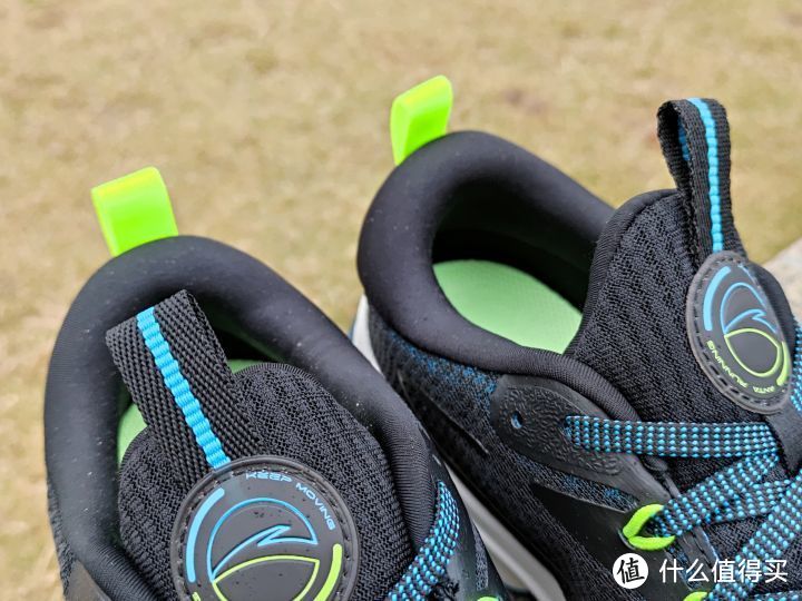 后跟着地跑者的福音 咕咚x安踏联合为你量身定制跑鞋 打造极致缓震黑科技
