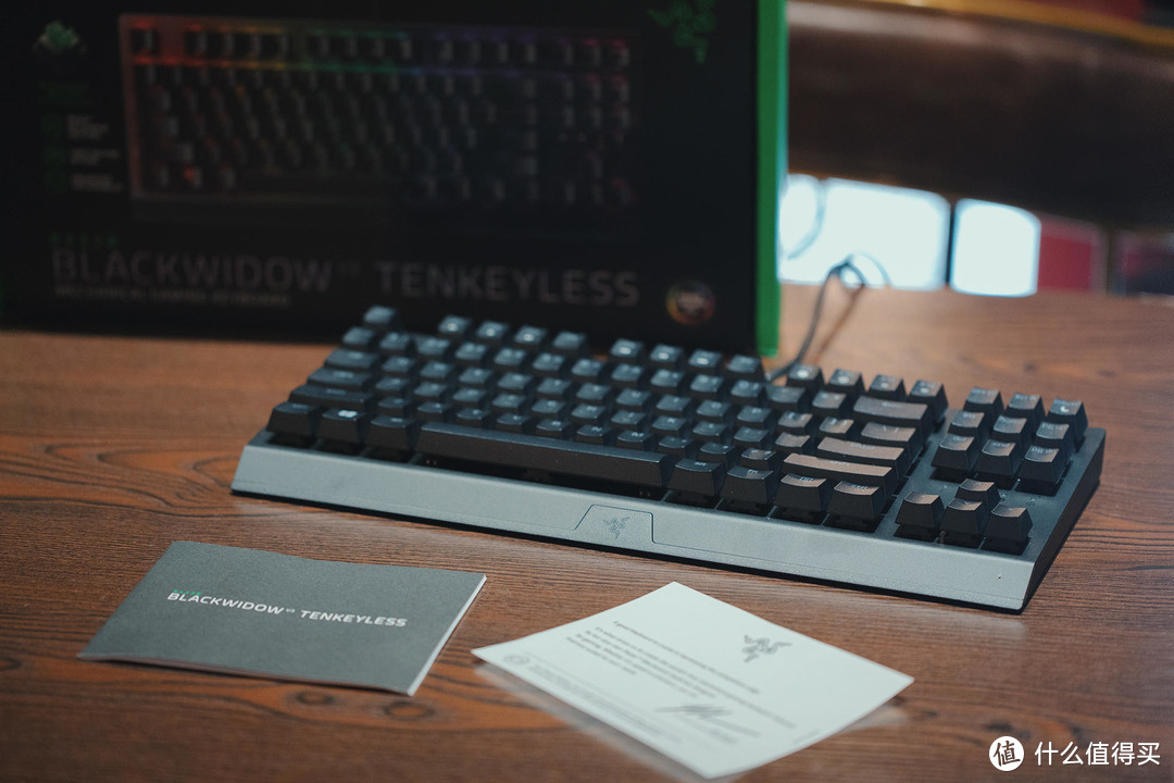 「体积mini」的机械键盘，Razer 黑寡妇蜘蛛V3竞技版上手体验