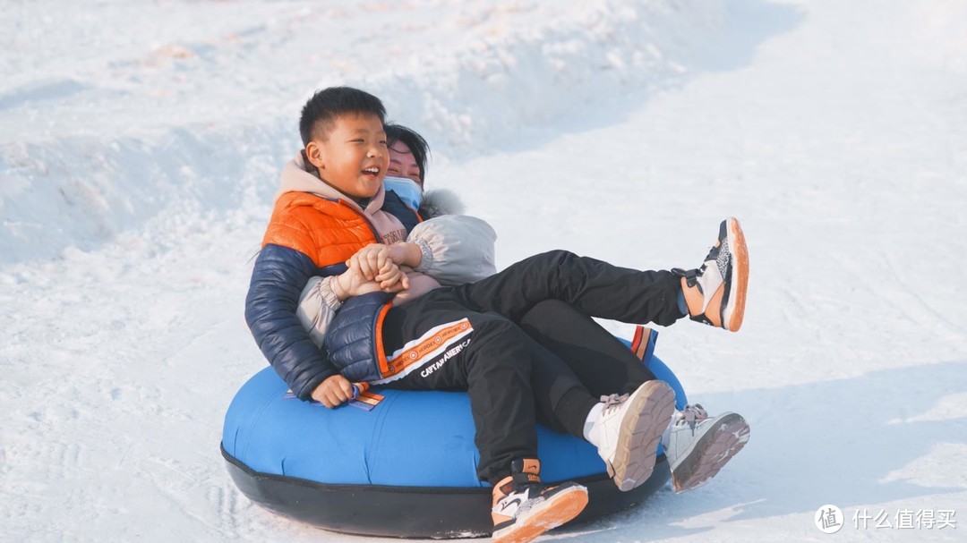 不止玩雪，投资100亿的京津冀打卡新地标，与企鹅共舞的极光冰雪世界