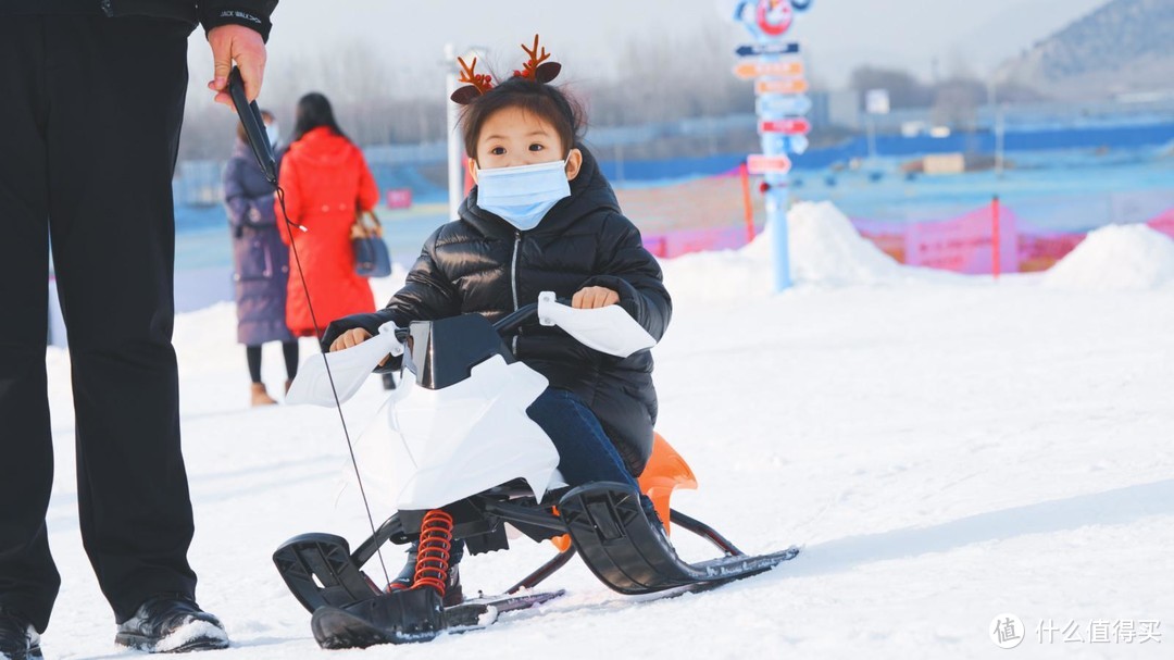 不止玩雪，投资100亿的京津冀打卡新地标，与企鹅共舞的极光冰雪世界