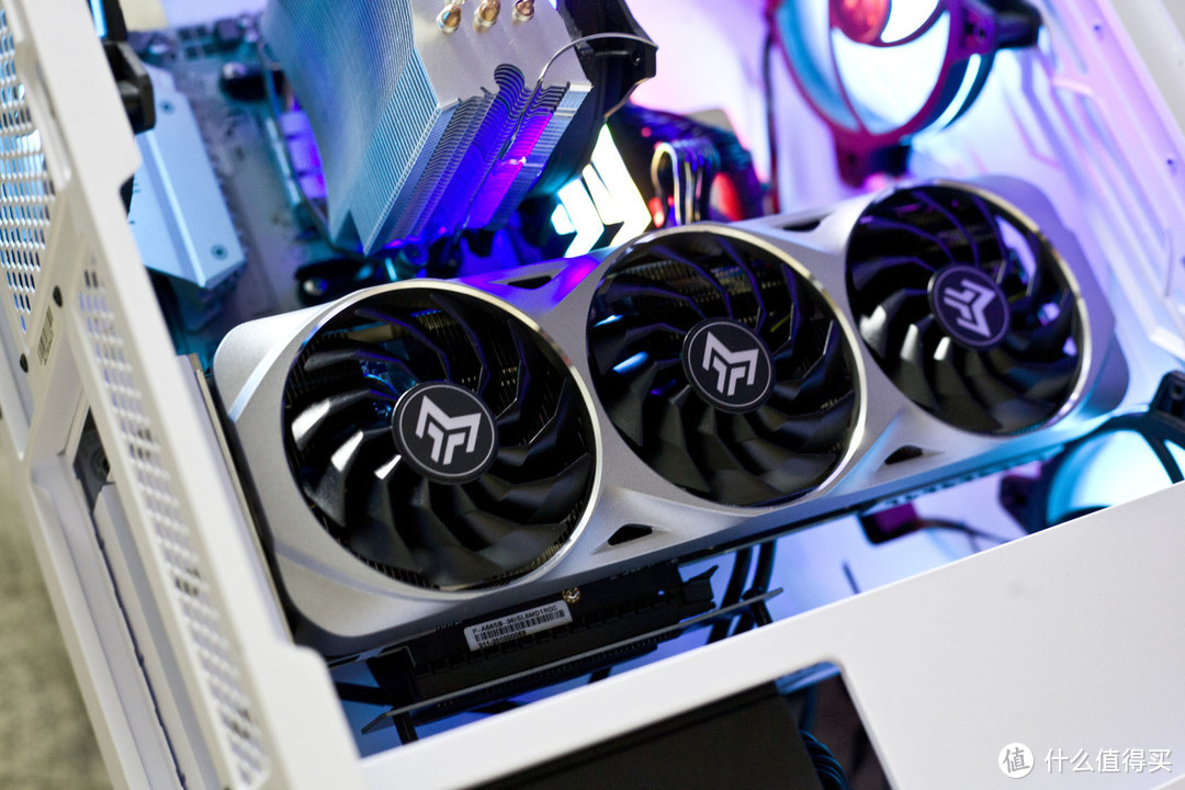 【老黄搞机篇五十】玩转赛博朋克全靠它，RTX3060TI+XPG入侵者装机实录