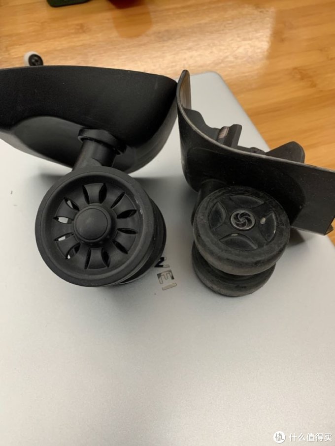 新秀丽samsonite u91 20寸拉杆箱 换轮子