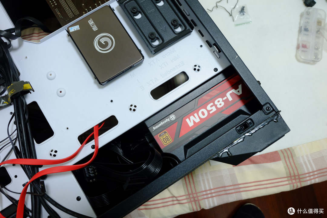 改造老电脑，让它成为一个8盘位的大容量下载存储器