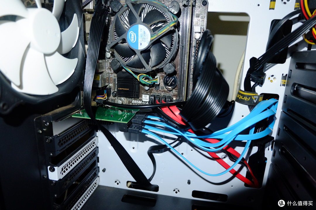 改造老电脑，让它成为一个8盘位的大容量下载存储器