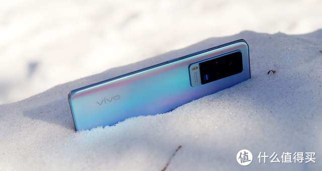 华彩映雪、蔡司遇上vivo：时尚旗舰X60 Pro上手体验