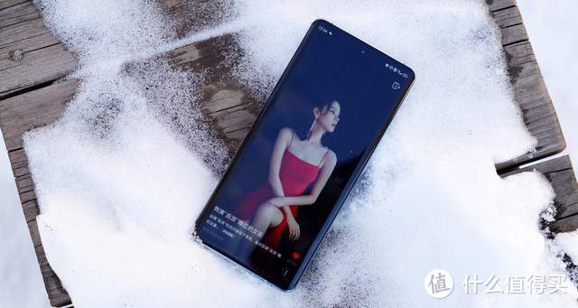 华彩映雪、蔡司遇上vivo：时尚旗舰X60 Pro上手体验