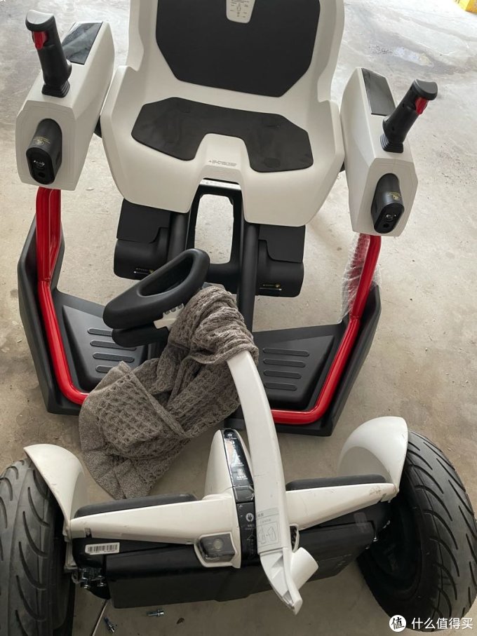 小米九号机甲战车简单开箱