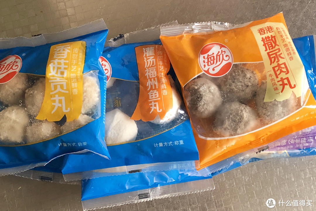 寒冷的冬天，用暖暖的美食抓住你的胃—BUYDEEM北鼎22cm焖炖锅28cm焖焗锅组合套测评体验