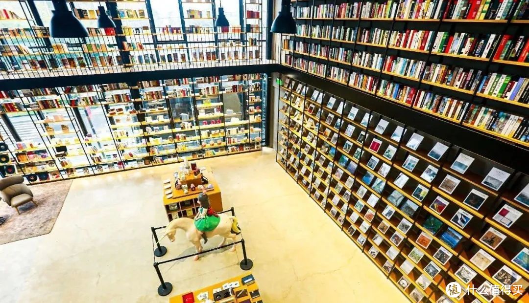 年度盘点：魔都TOP10最美书店，存着21年去打卡！