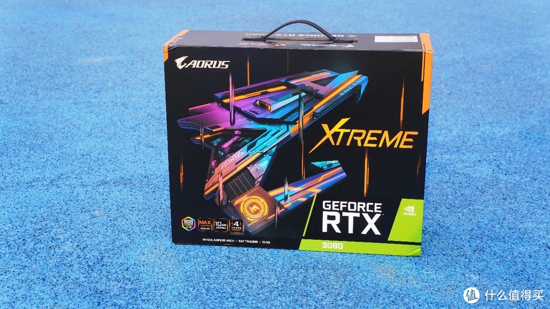 体积更大、性能与散热更强的技嘉RTX3080 XTREME大雕开箱