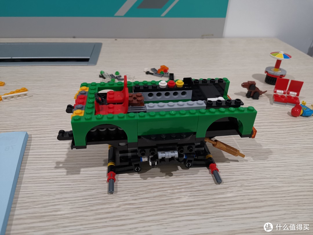 LEGO CREATOR创意3合1系列 巨轮汉堡车 A模式评测