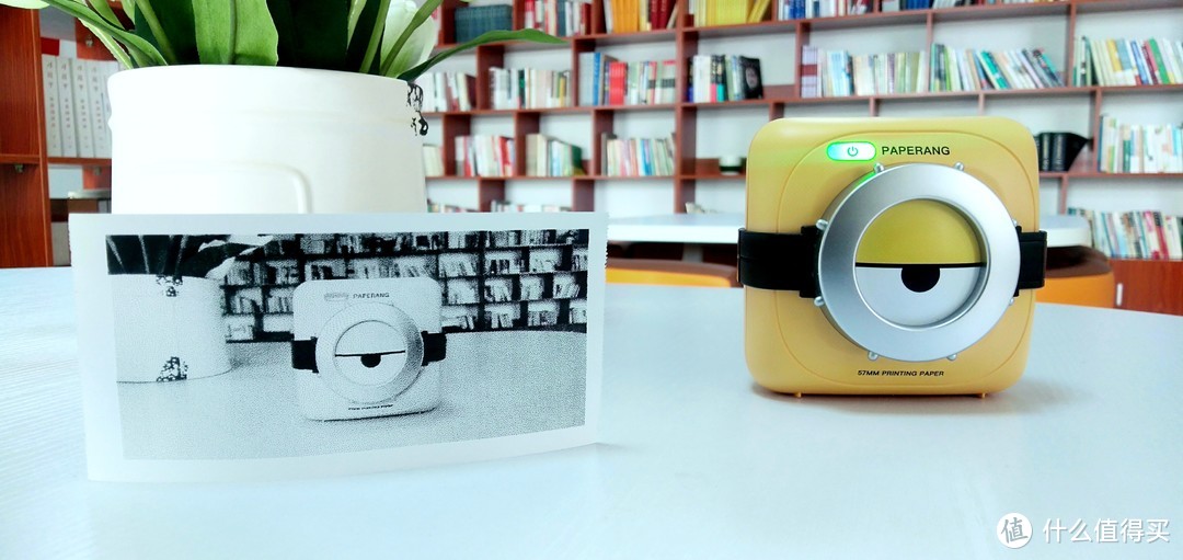 喵喵机小黄人联名款P1：拍照搜题打印便携，让学习更具趣味性