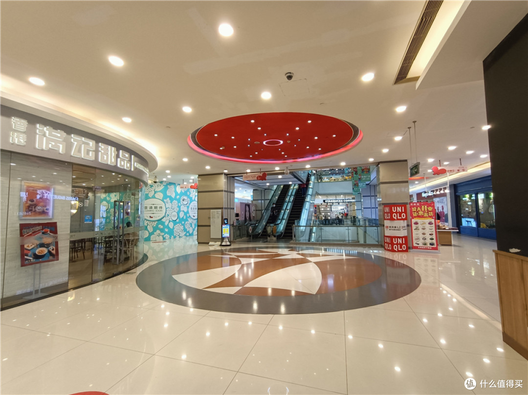 realme真我V15测评：媲美旗舰机，50W闪充超速了！