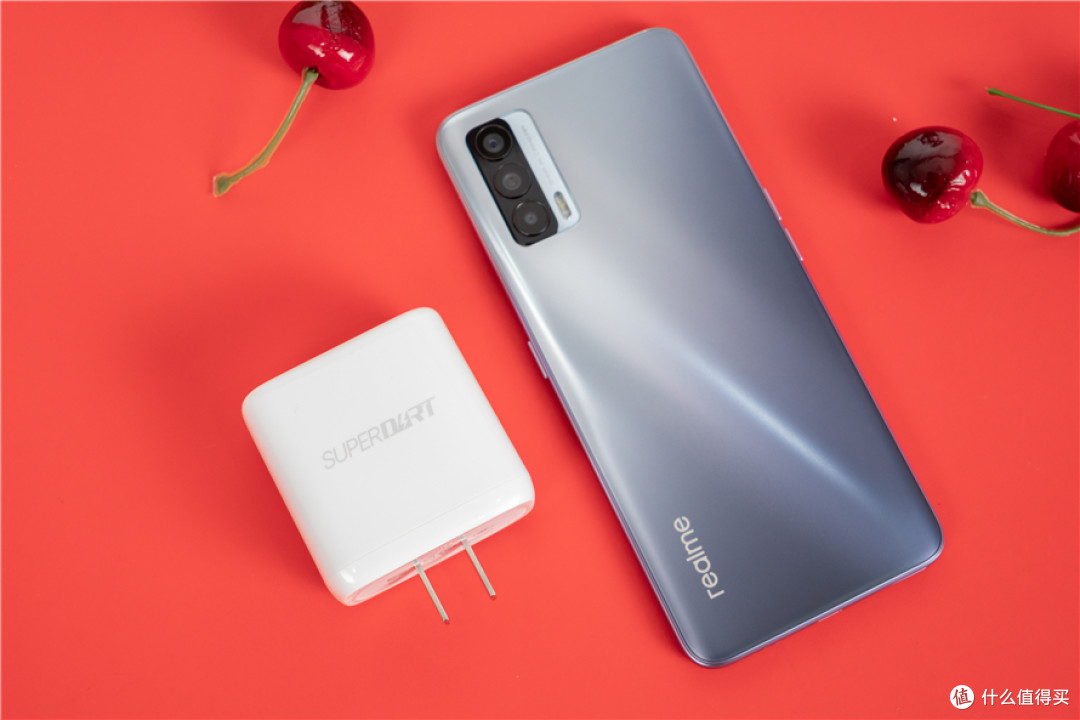realme真我V15测评：媲美旗舰机，50W闪充超速了！
