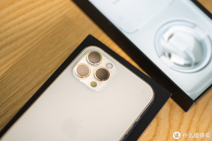 拼多多iphone12promax金蓝双开箱及一个月使用评测