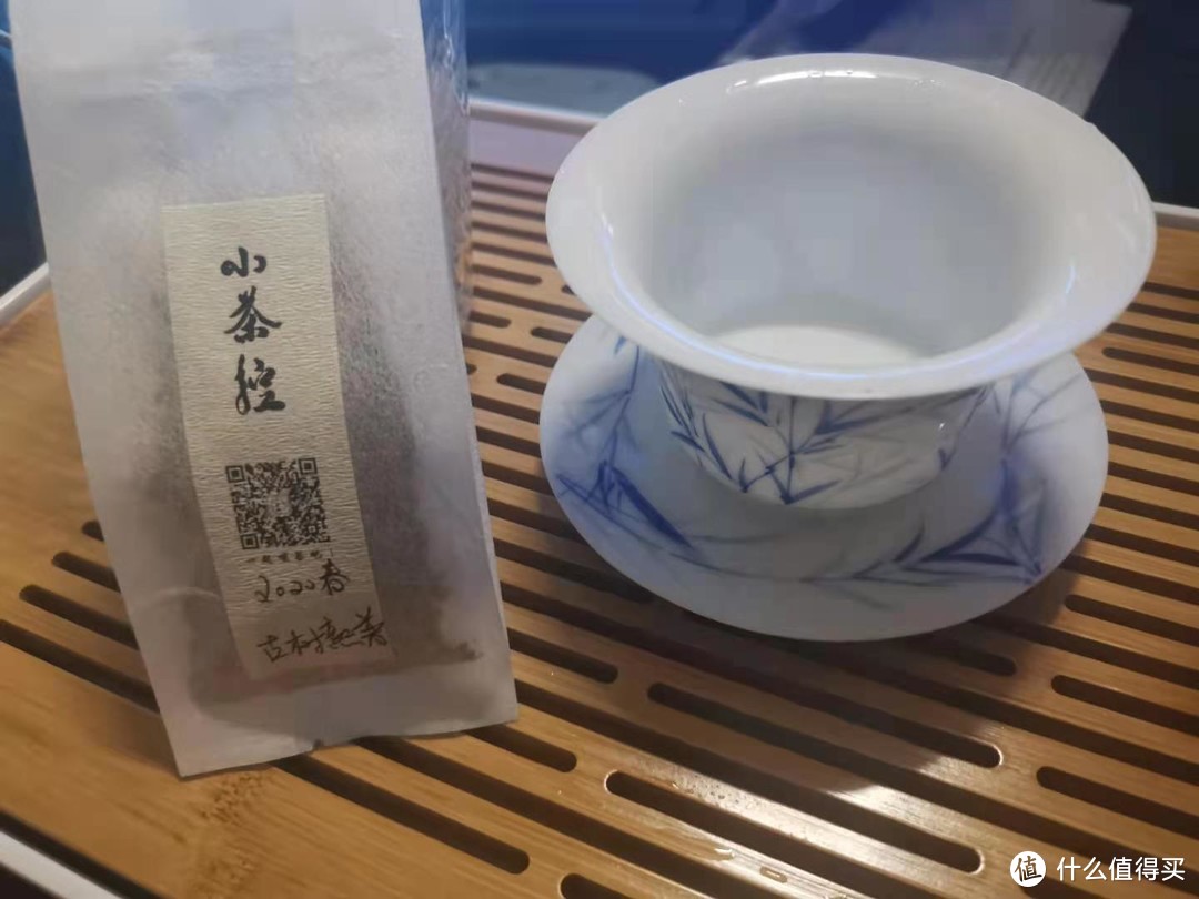 茶包上写的是古树熟普，经了解是临沧茶区的昔归普洱