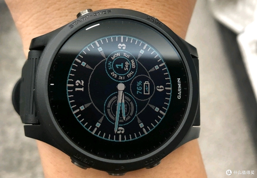 “运动手表”选购指南：8款闭着眼都不会买错的运动手表推荐。