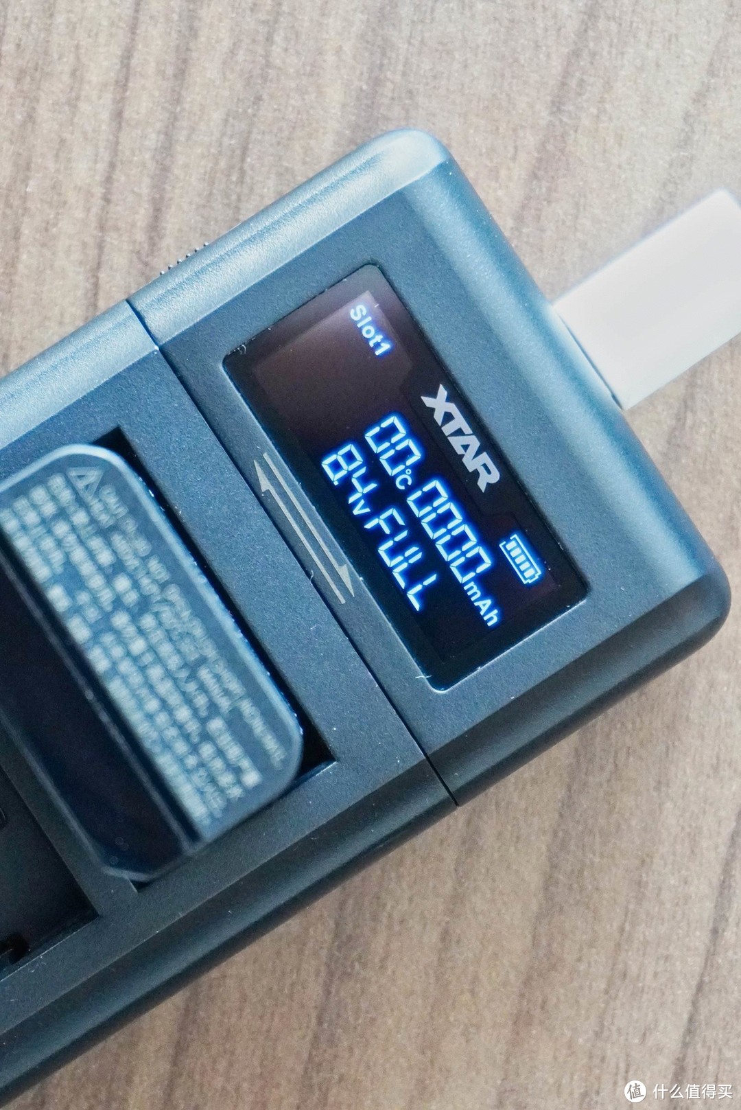 XTAR VN2相机电池充电器轻体验：告别相机外拍电量焦虑