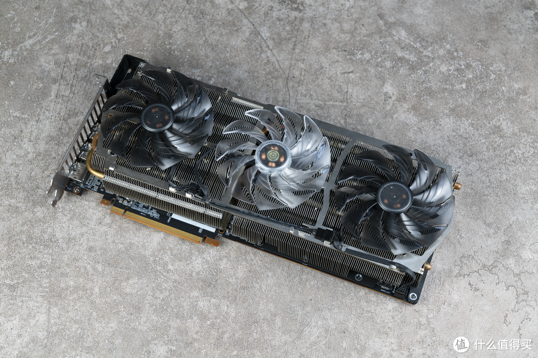 我从闲鱼上买到了一张不存在的显卡，RX 5900XT 拆解评测