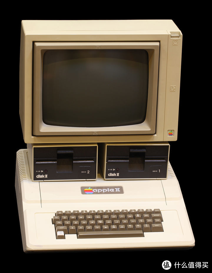 第二台电脑APPLEII，不过没那么豪，没买磁盘驱动器，图为网图，侵删