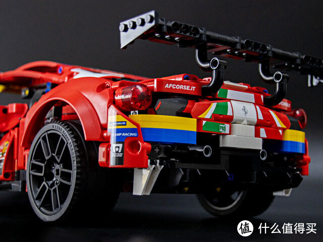 LEGO 42125 法拉利488 GTE “AF CORSE #51”鲜红的冠军车