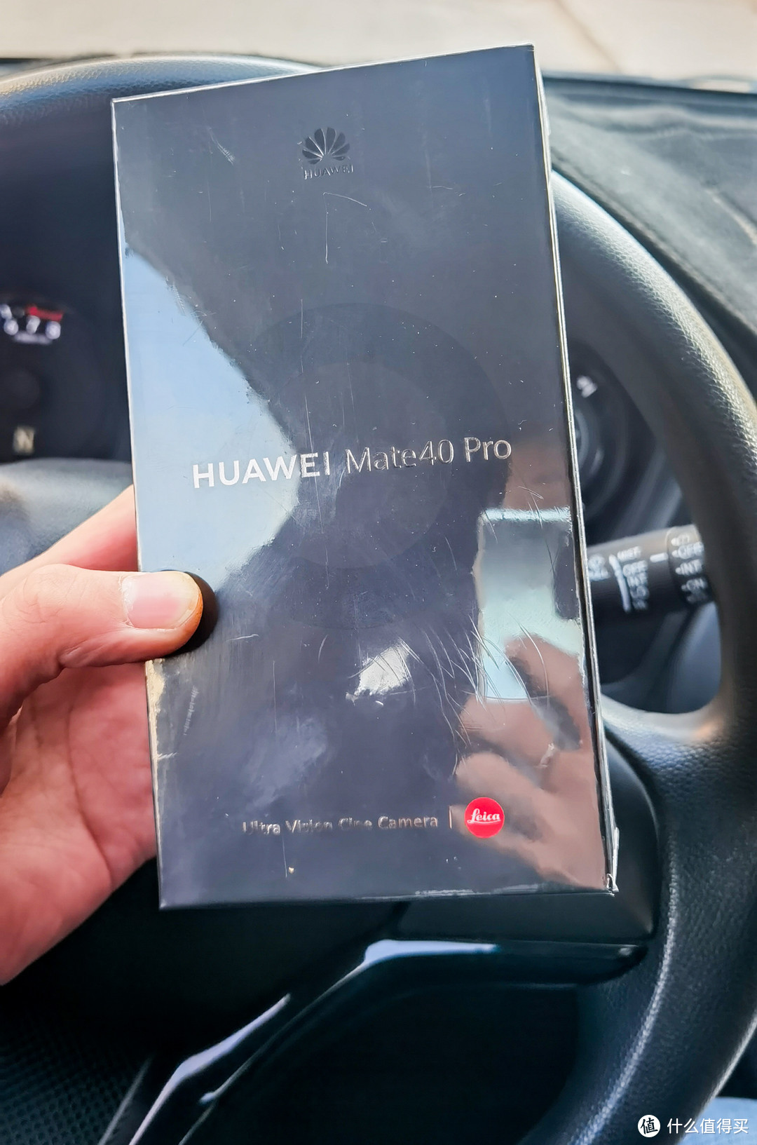 华为Mate40 pro 绿边实拍+开箱+送老婆必买配件评测：这两个299的官方配件相互冲突？！