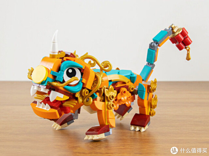 lego 80106「年的故事」,80107「新春灯会」用鞭炮吓跑年兽,张灯结彩