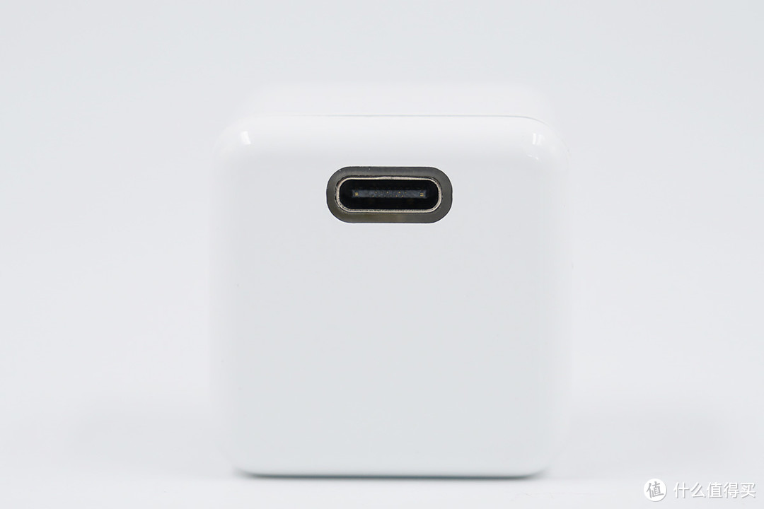 苹果iPhone 12专用，可折叠插脚：龙冰22.5W PD充电器全面评测