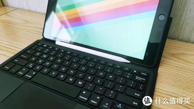 iPad 年货好物：触控键盘很灵敏，SMORSS一体式iPad键盘套装开箱