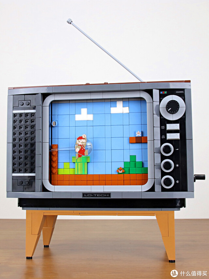 lego 71374「任天堂主机nes & 复古电视机」复古情怀注入,充满巧思的