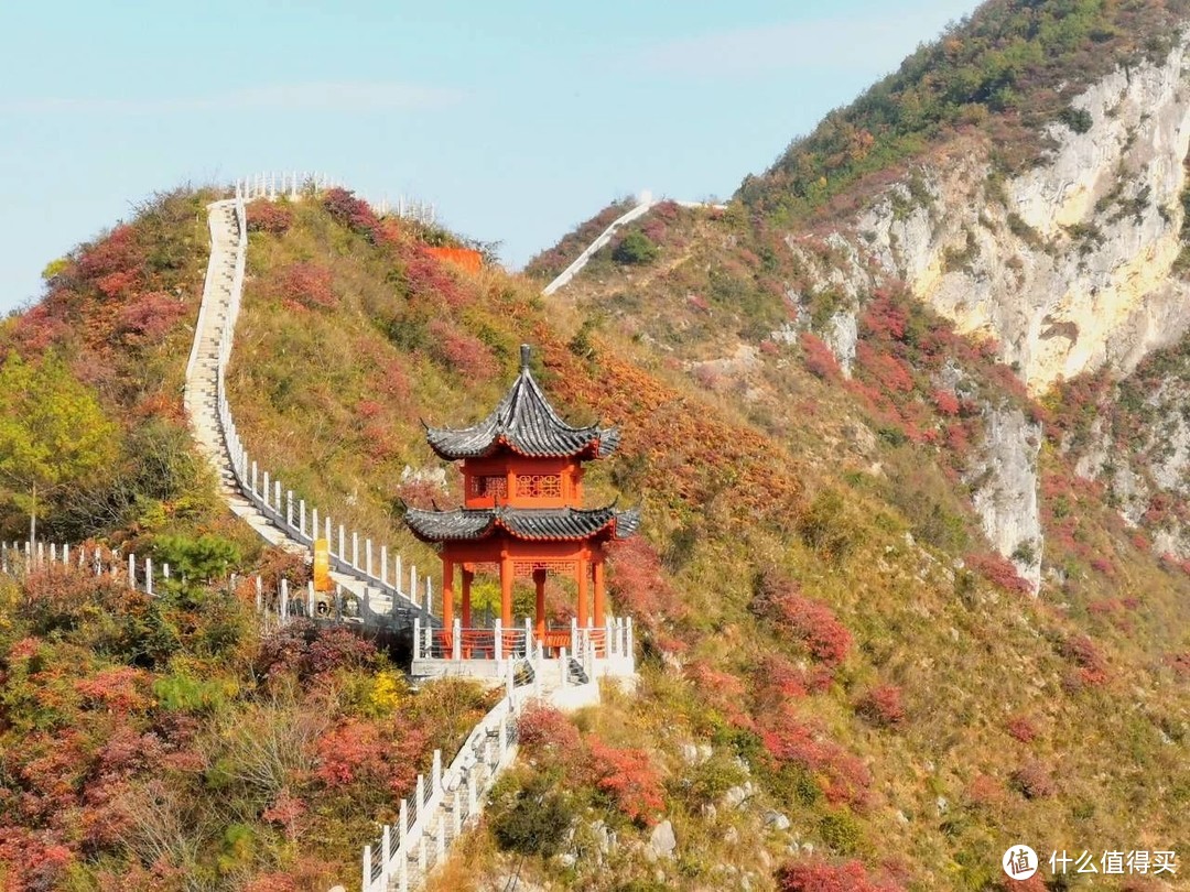 重庆冬季旅游的两极：去仙女山赏雪，去巫山看红叶，都有直飞航线