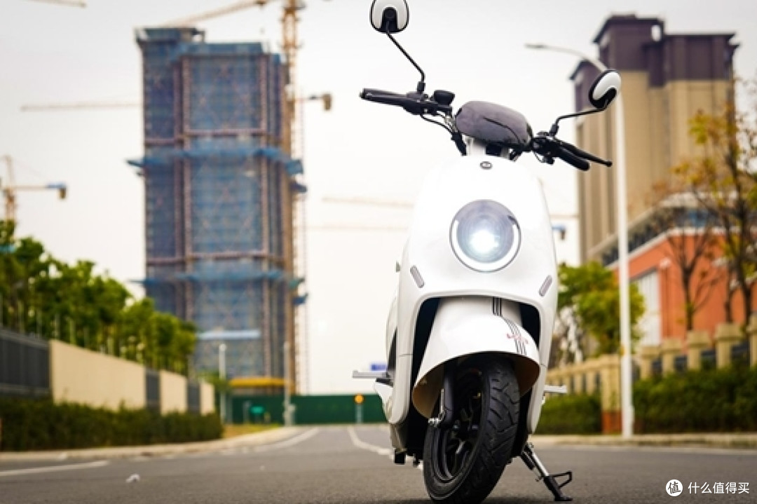 颜值实力兼具的小刀电动车k8真实体验