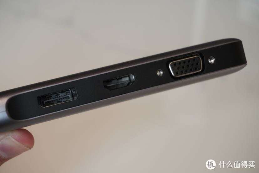 MacBook Pro接口少？绿联拓展坞来拯救你