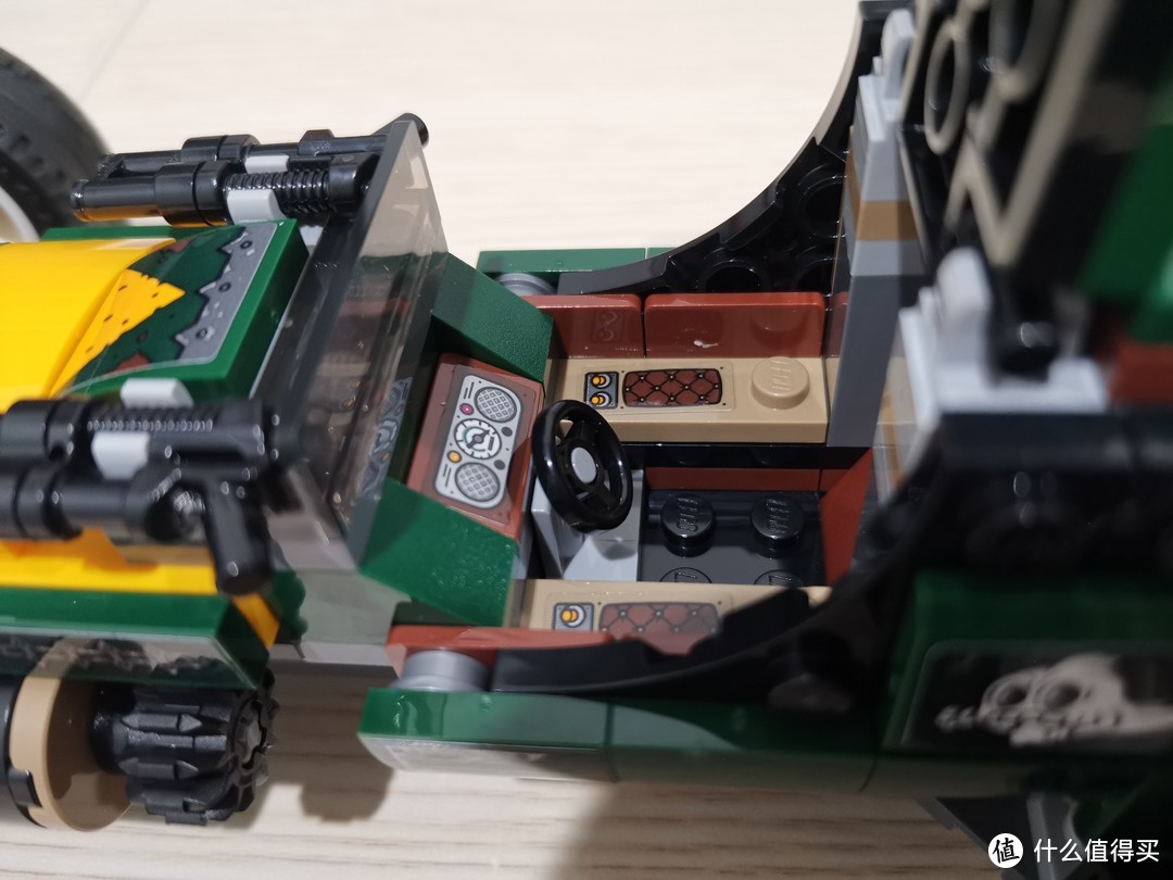 LEGO HIDDEN SIDE系列 70434 超自然赛车 评测