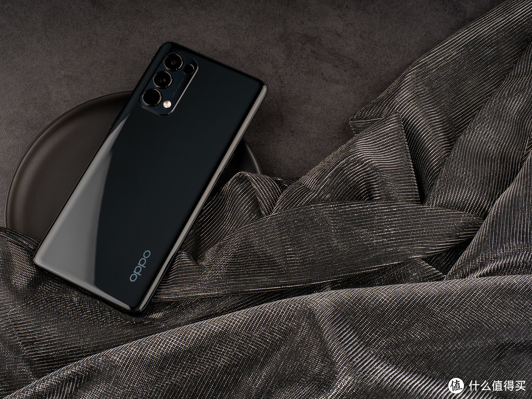 除了轻薄小巧还有什么？ OPPO Reno5 Pro上手玩