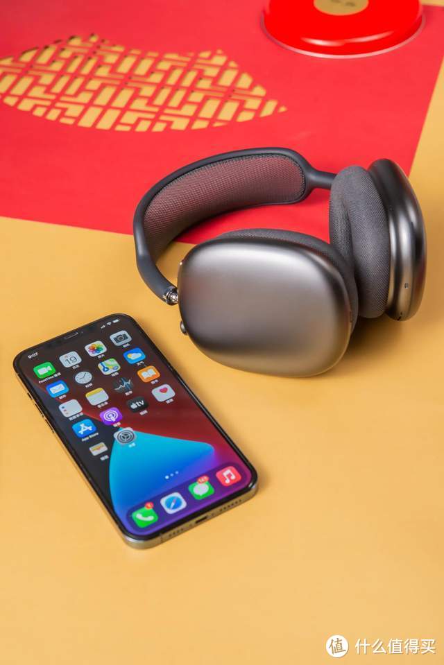 用过AirPods Max后，我深思了一个问题