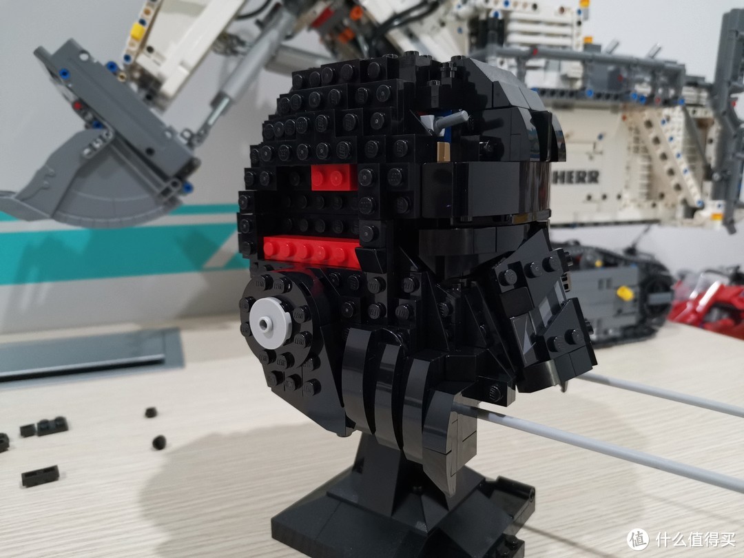 LEGO 星球大战 40周年 头盔系列 75274 钛战机驾驶员头盔 评测
