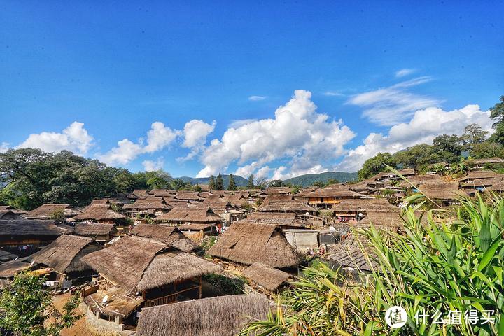 翁丁佤族古村落