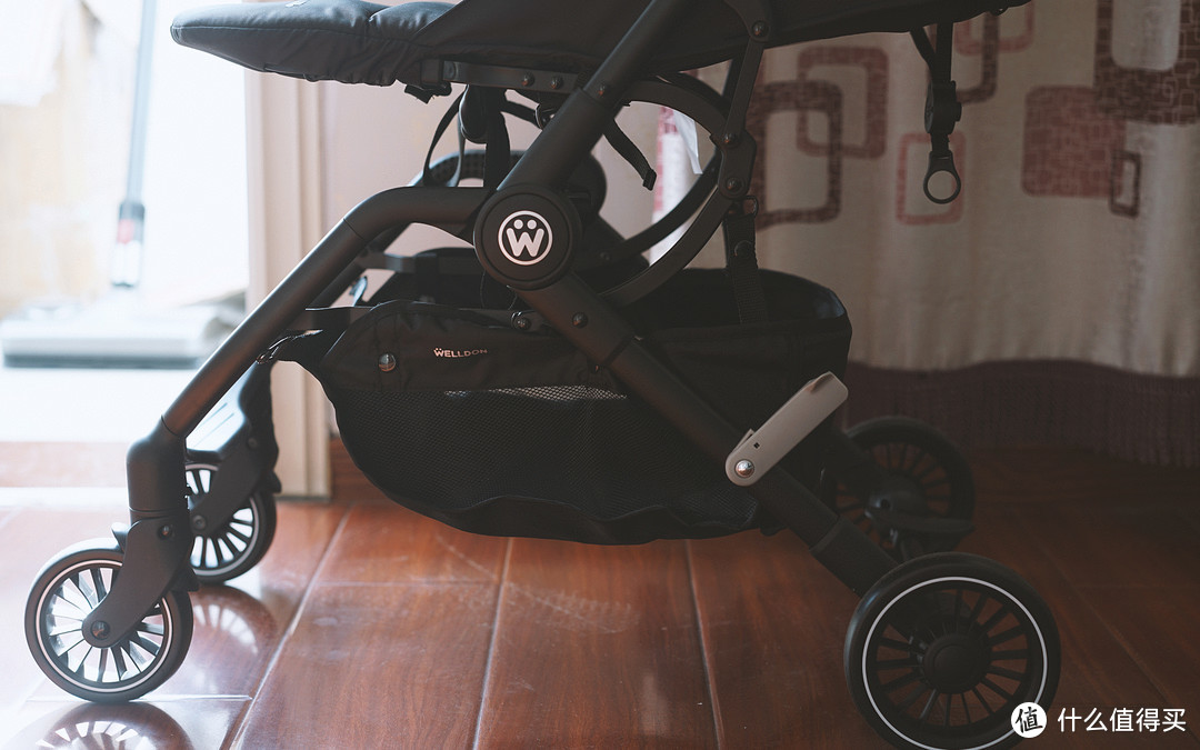 惠尔顿伞车体验：集合稳固、轻巧一身的婴儿推车！