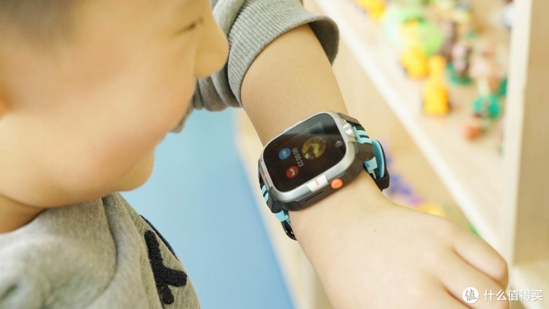 体温随心测量给孩子更好呵护，小寻AI学习手表Y2 Pro评测